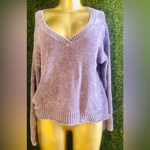 Super soft lavender v-neck sweater